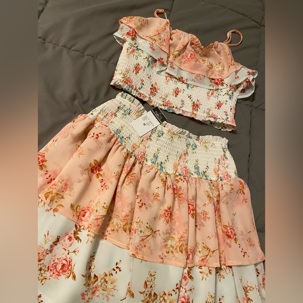 New 2 piece set